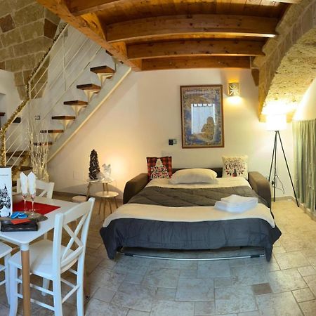 Casa Vacanze Salento Vicosoluna モルチャーノ・ディ・レウカ エクステリア 写真