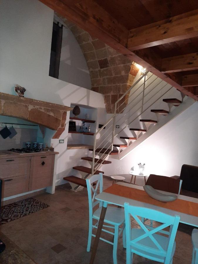 Casa Vacanze Salento Vicosoluna モルチャーノ・ディ・レウカ エクステリア 写真