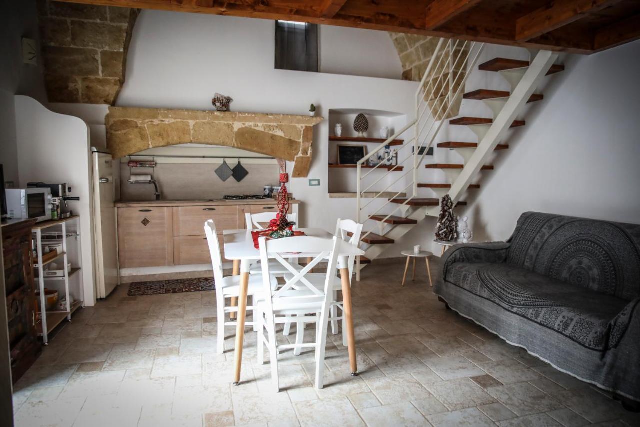 Casa Vacanze Salento Vicosoluna モルチャーノ・ディ・レウカ エクステリア 写真